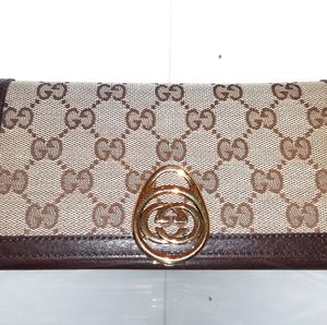 Gucci wallet